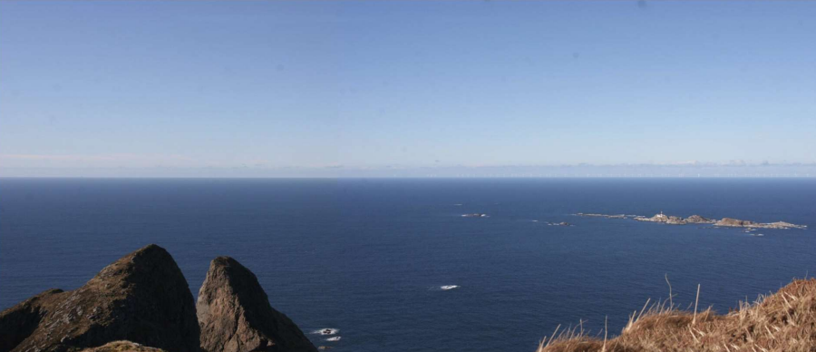 Fotorealistiske visualiseringen fra Kinn mot Vestavind  A illustrerer til en viss grad virkningen av havvind fra Vestavind B,  ved avstander på om lag 45 km. Illustrasjon: Multiconsult.
